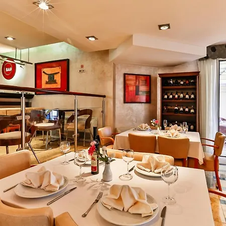 Max Prestige Budva